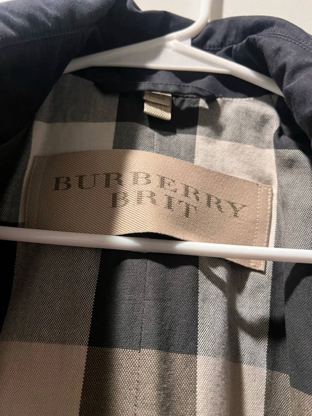 Burberry Black Trench Coat with Black Leather Sleeves - Picture 4 of 5